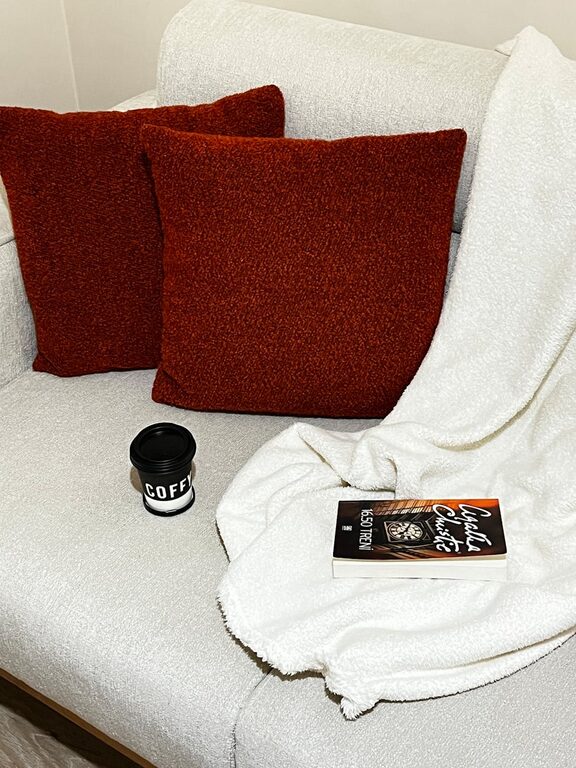 Cozy Evenings Without Screens: Relax and Recharge Naturally